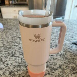 Stanley H2.0 quencher 40 oz tumbler pink quartz NO BOOT SLEEVE